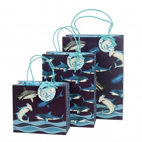 Artebene ajándéktasak (22x30x11 cm) sötétkék, cápás (6)