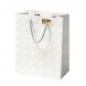 Rössler ajándéktasak (18x23x10 cm) fehér, arany pöttyös, Look&amp;feel